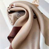 Cargar imagen en el visor de la galería, Bufanda cuadrada de seda estampada simple 21&quot; - 12 momme