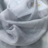 Laden Sie das Bild in den Galerie-Viewer, 300S Grauer, leichter Schal aus Kaschmir
