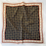 Cargar imagen en el visor de la galería, Bufanda cuadrada pequeña de seda de morera con patrón de bloqueo, 21&quot; - 12 momme