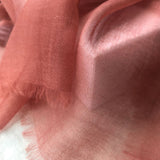 Laden Sie das Bild in den Galerie-Viewer, 300S Rosa leichter Schal aus Kaschmir