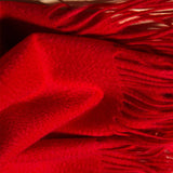 Cargar imagen en el visor de la galería, Bufanda tipo manta cruzada de cachemira roja