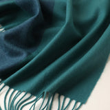 Laden Sie das Bild in den Galerie-Viewer, Mehrfarbiger Schal mit Einsätzen aus reinem Kaschmir in Grün